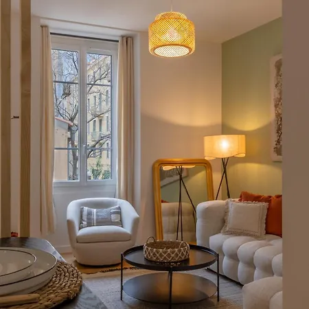 Apartment Paloa - Hypercentral Close To Train Station Cozy